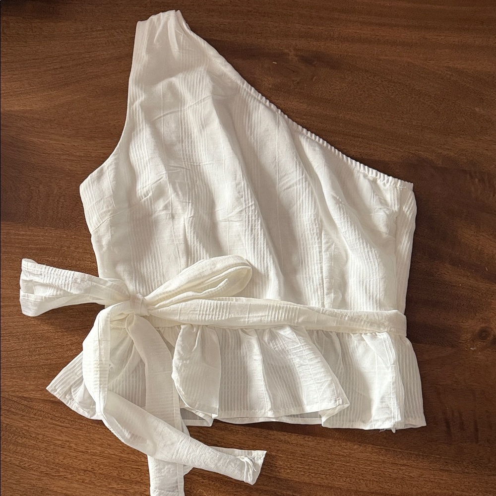 Petal & Pup White One-Shoulder Blouse